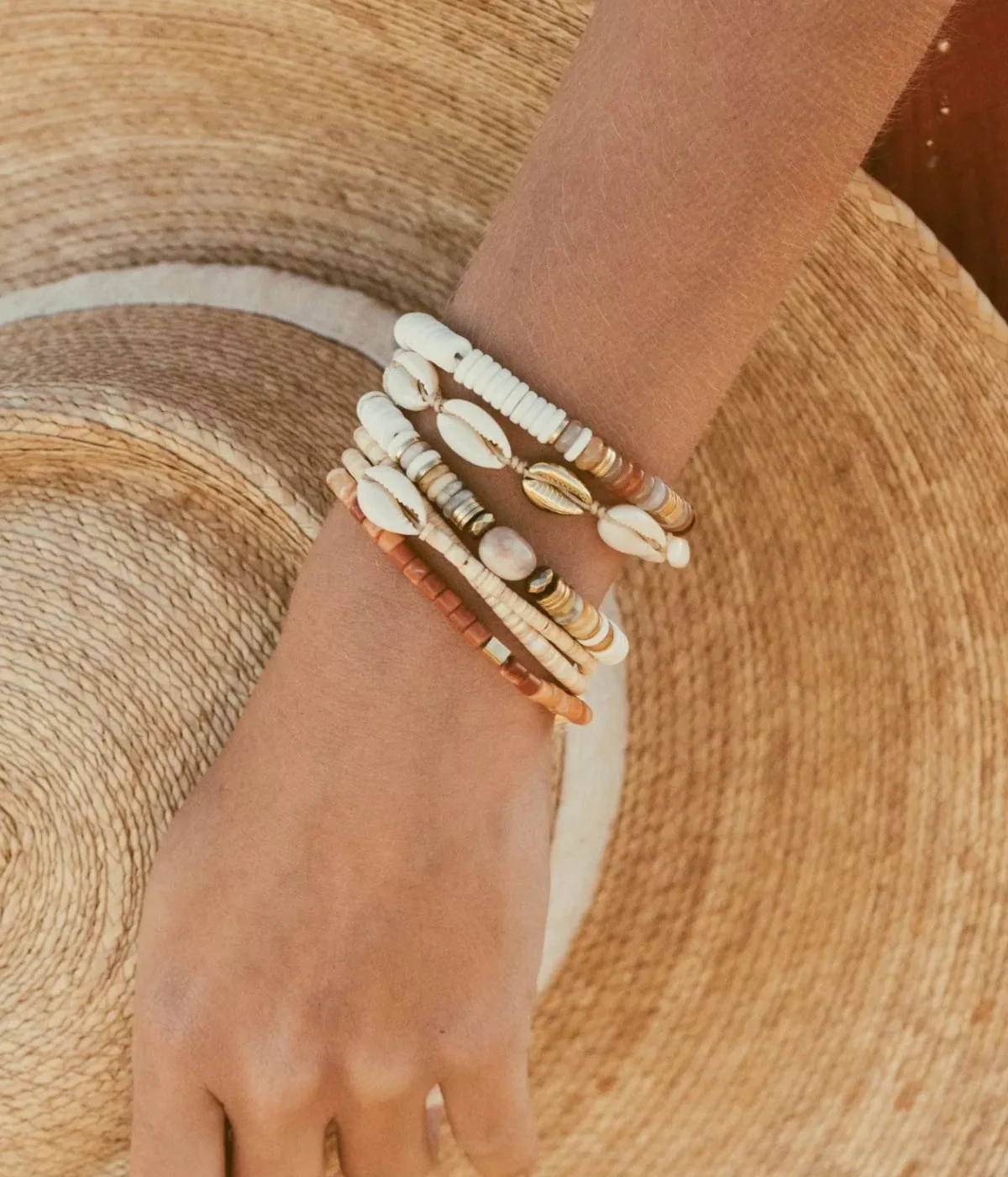 Bracelet Aritea (Acier doré) – Image 2